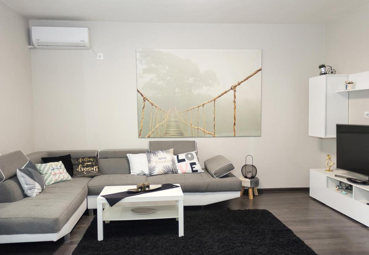 Cosy And Modern 1Bd Flat Near The City Centre By Flat Mаnager Βάρνα Εξωτερικό φωτογραφία